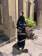 Embroider closed abaya B&W