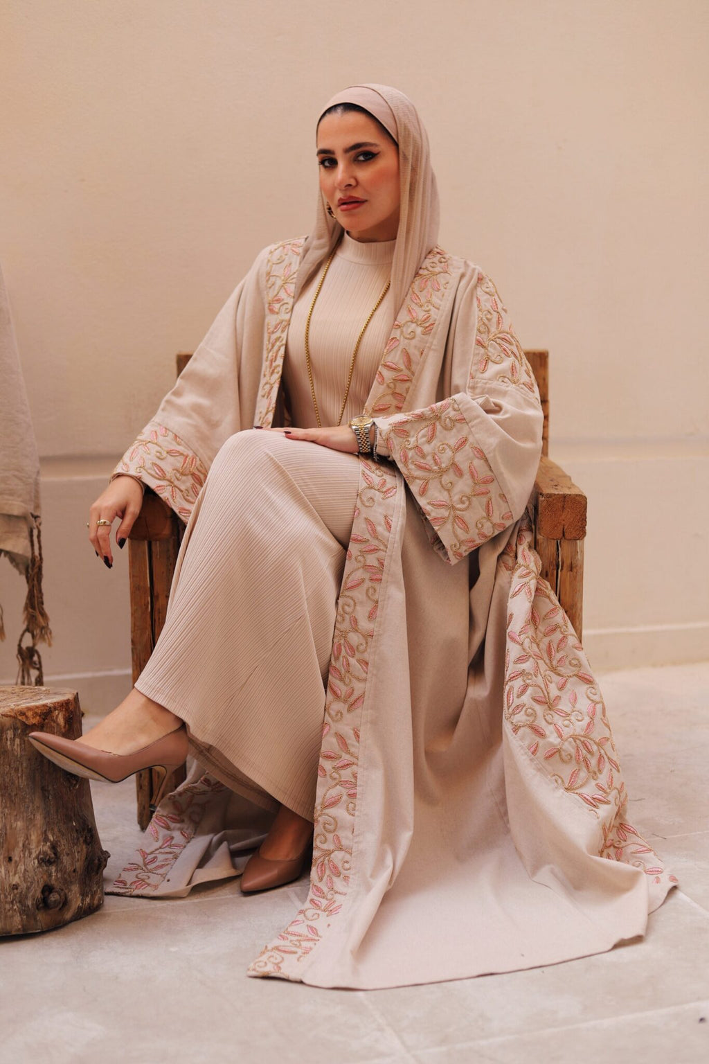 قفطان العناق الزهري