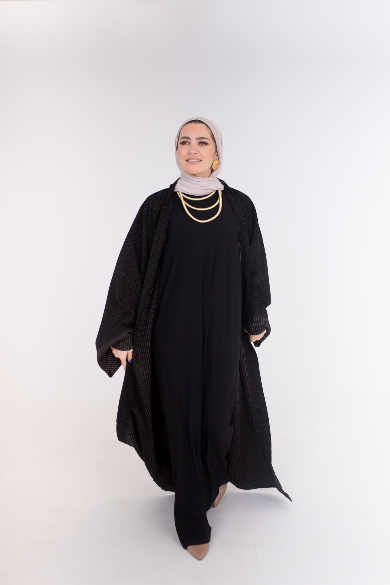 Dotted double face abaya